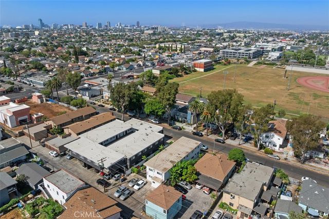 1868 Gardenia Avenue, Long Beach, CA 90806