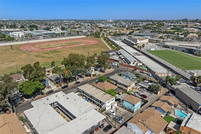 1868 Gardenia Avenue, Long Beach, CA 90806