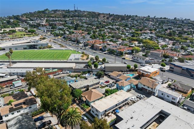1868 Gardenia Avenue, Long Beach, CA 90806