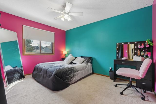 1831 Helena Road N, Oakdale, MN 55128