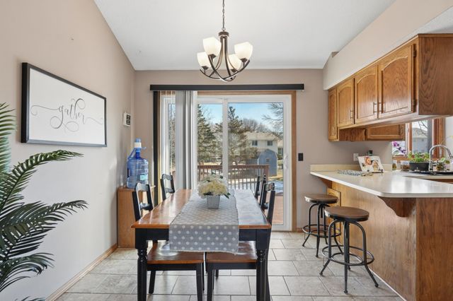 1831 Helena Road N, Oakdale, MN 55128