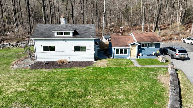 292-300 Croton Falls Road, Mahopac, NY 10541