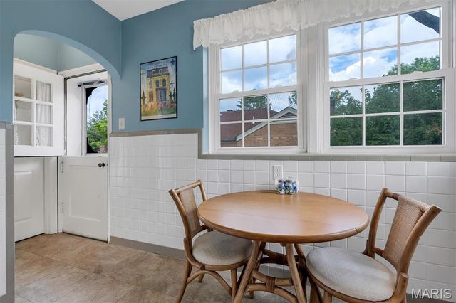 1416 Azalea Drive, Webster Groves, MO 63119