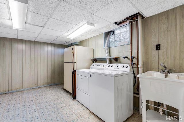 1416 Azalea Drive, Webster Groves, MO 63119