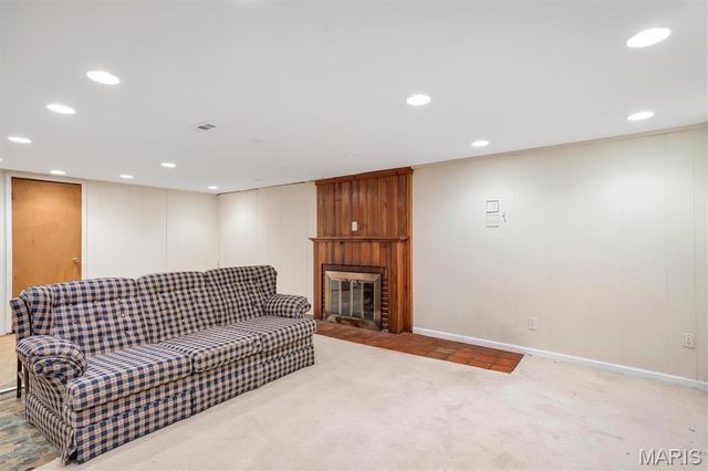 1416 Azalea Drive, Webster Groves, MO 63119