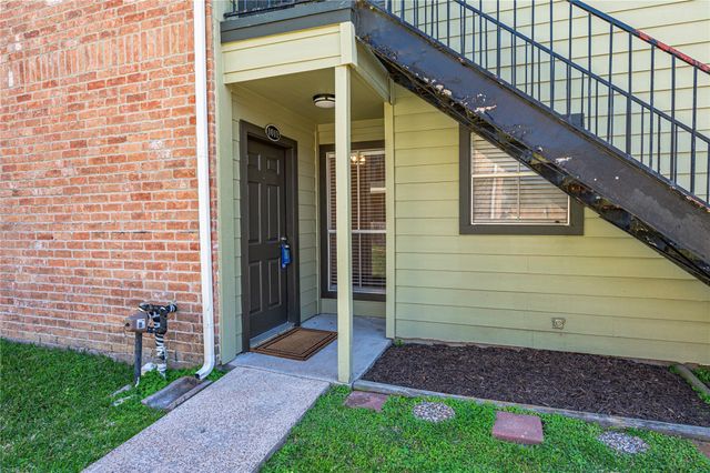 18800 Egret Bay Boulevard 1011, Webster, TX 77058