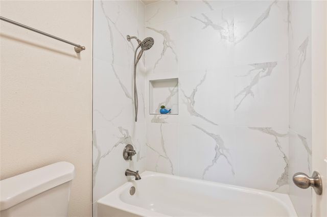 18800 Egret Bay Boulevard 1011, Webster, TX 77058