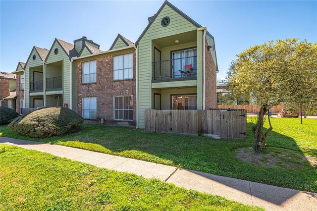 18800 Egret Bay Boulevard 1011, Webster, TX 77058