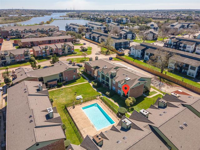 18800 Egret Bay Boulevard 1011, Webster, TX 77058