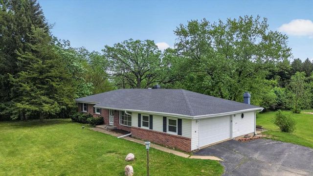 3806 E Jacobs Drive, Milton, WI 53563