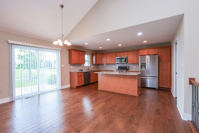 542 Peacock Place, Manteno, IL 60950