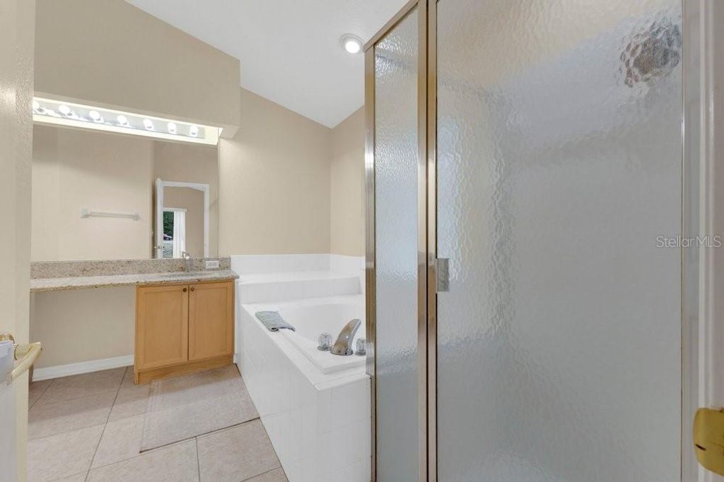 Image 11 of property listing at 441 CARDINAL COURT, Kissimmee, FL 34759