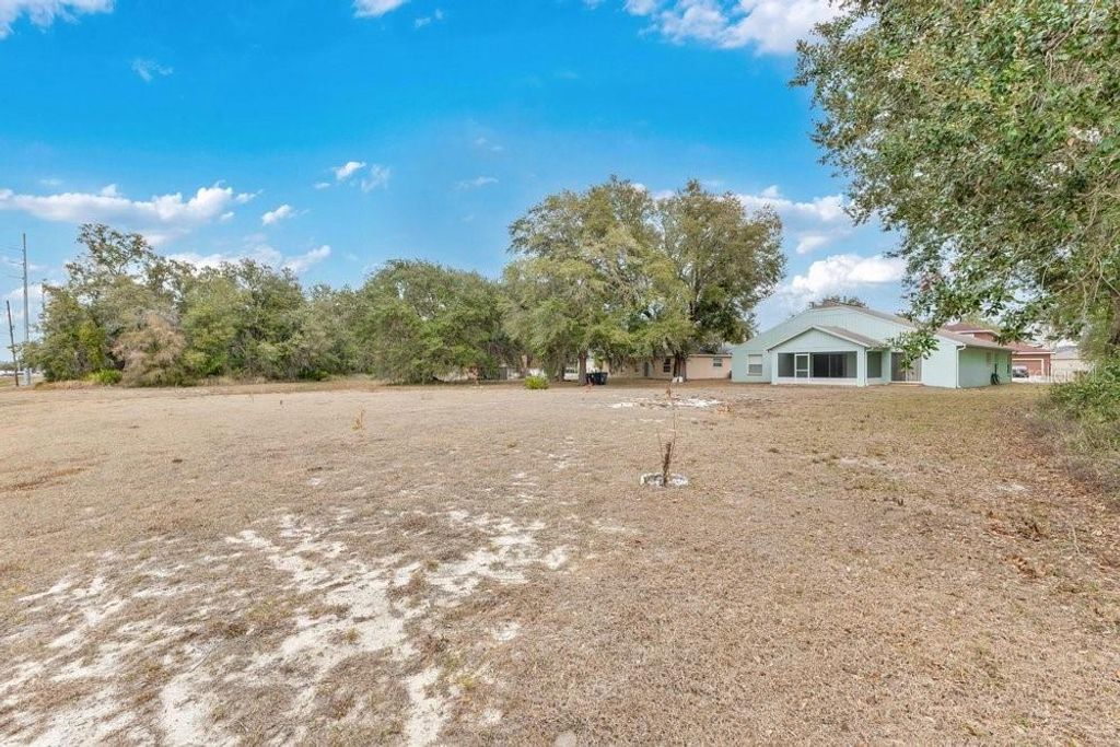 Image 21 of property listing at 441 CARDINAL COURT, Kissimmee, FL 34759