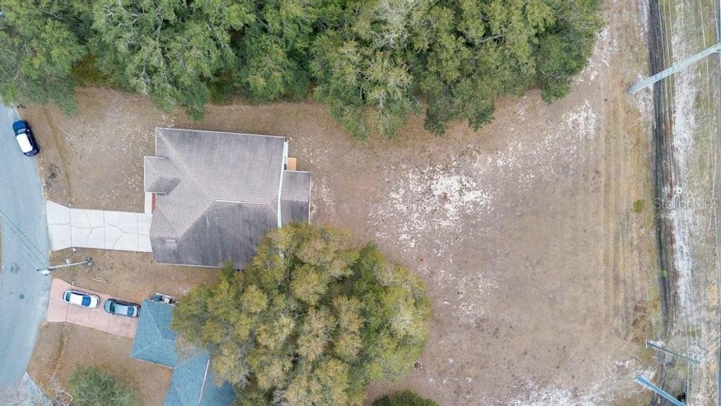 Image 25 of property listing at 441 CARDINAL COURT, Kissimmee, FL 34759