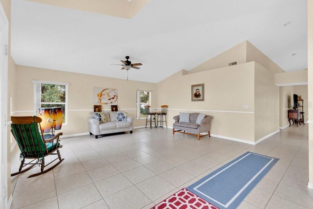 Image 4 of property listing at 441 CARDINAL COURT, Kissimmee, FL 34759