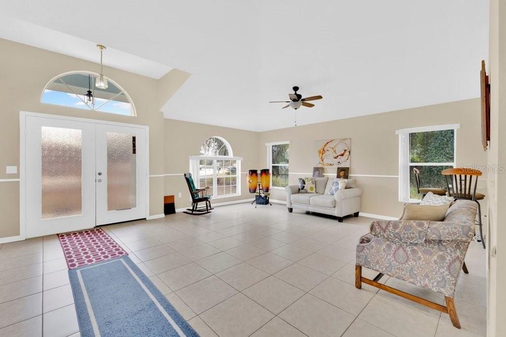 Image 5 of property listing at 441 CARDINAL COURT, Kissimmee, FL 34759