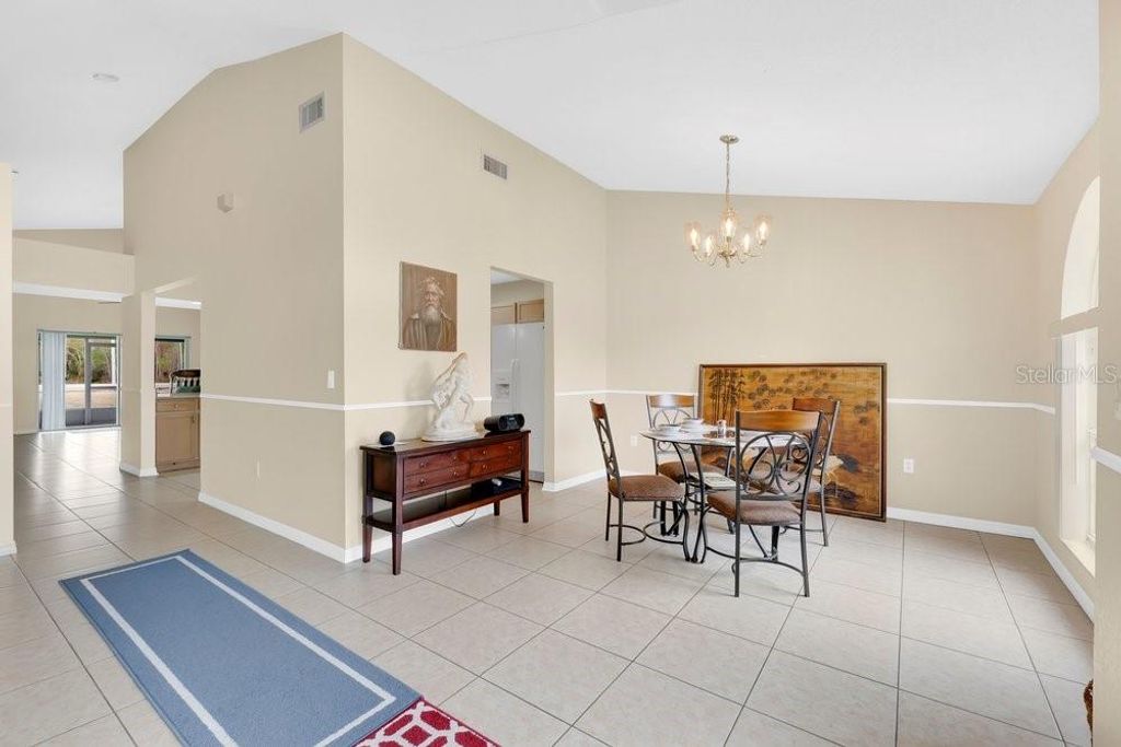 Image 6 of property listing at 441 CARDINAL COURT, Kissimmee, FL 34759