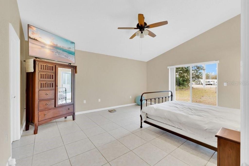 Image 9 of property listing at 441 CARDINAL COURT, Kissimmee, FL 34759