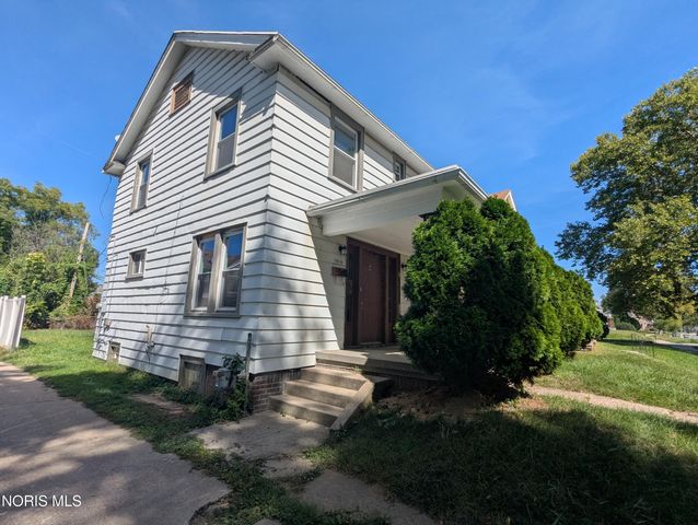 2034 Fernwood Avenue, Toledo, OH 43607