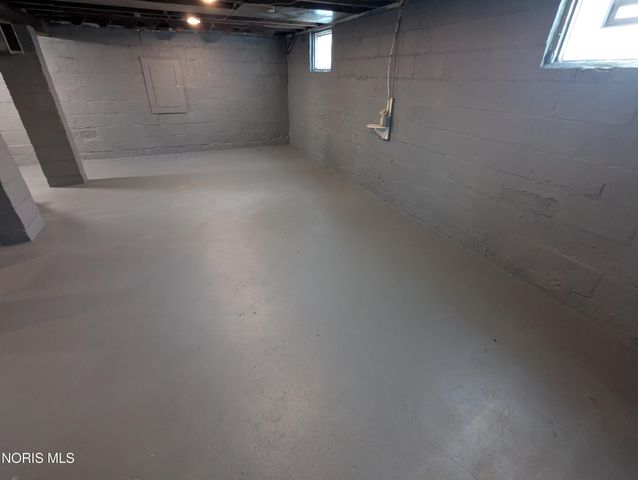 2034 Fernwood Avenue, Toledo, OH 43607