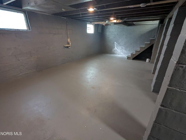 2034 Fernwood Avenue, Toledo, OH 43607