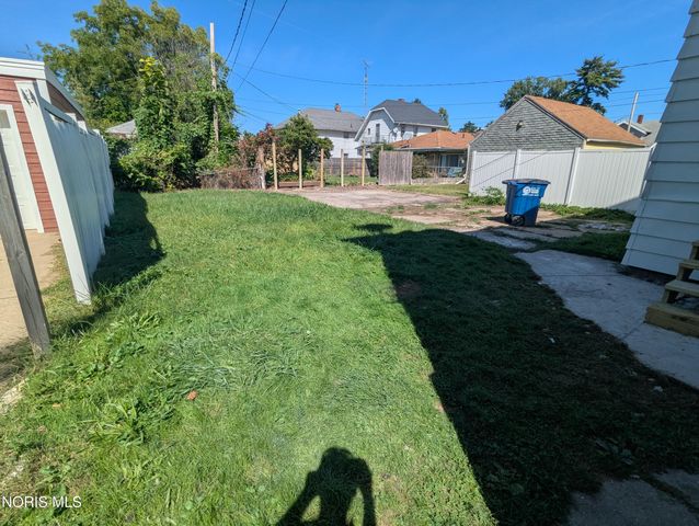2034 Fernwood Avenue, Toledo, OH 43607