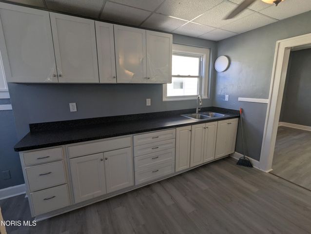 2034 Fernwood Avenue, Toledo, OH 43607