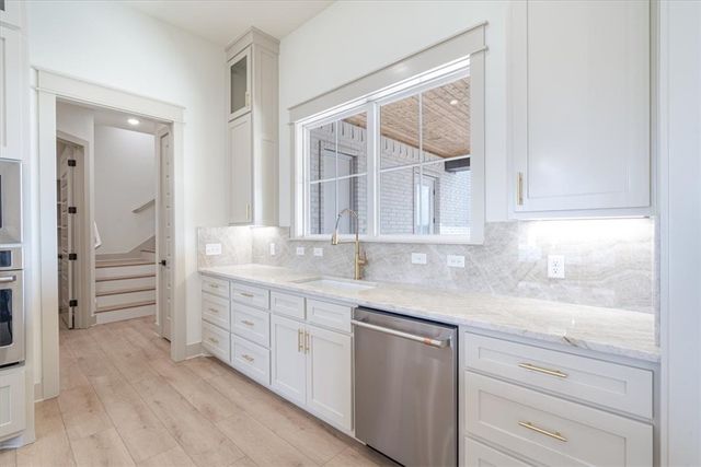 148 Madison 7218, Fayetteville, AR 72738