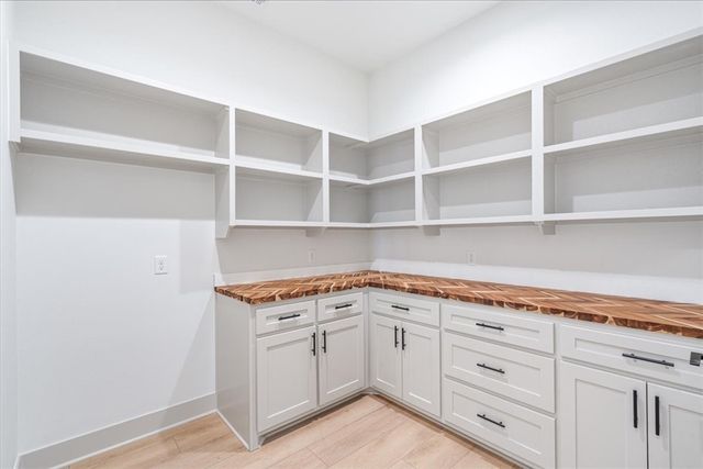 148 Madison 7218, Fayetteville, AR 72738