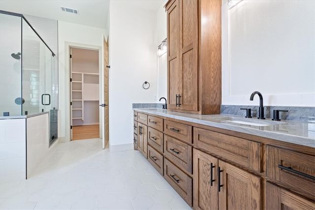 148 Madison 7218, Fayetteville, AR 72738