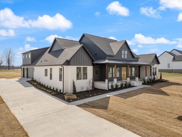 148 Madison 7218, Fayetteville, AR 72738