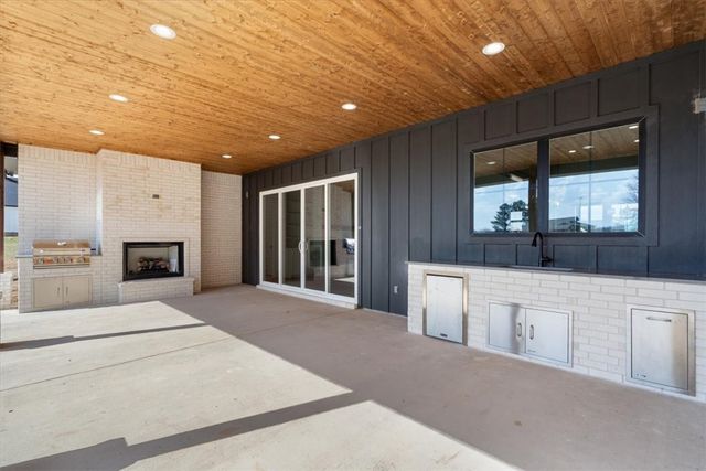 148 Madison 7218, Fayetteville, AR 72738