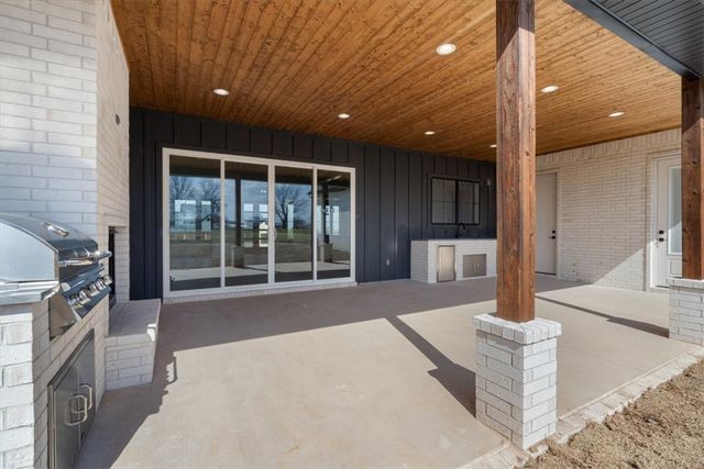 148 Madison 7218, Fayetteville, AR 72738