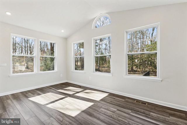 173 LITTLE WHIM RD, Fredericksburg, VA 22405