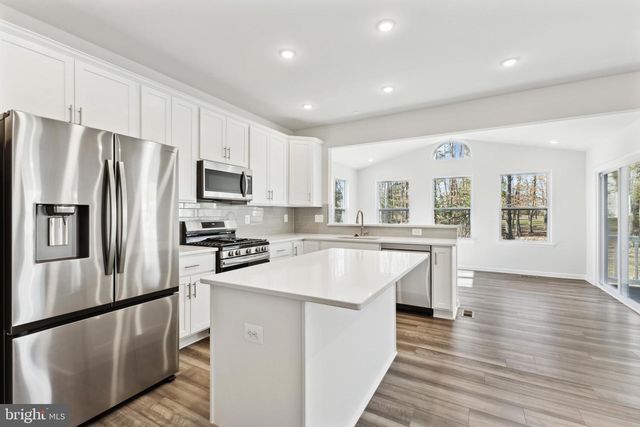 173 LITTLE WHIM RD, Fredericksburg, VA 22405