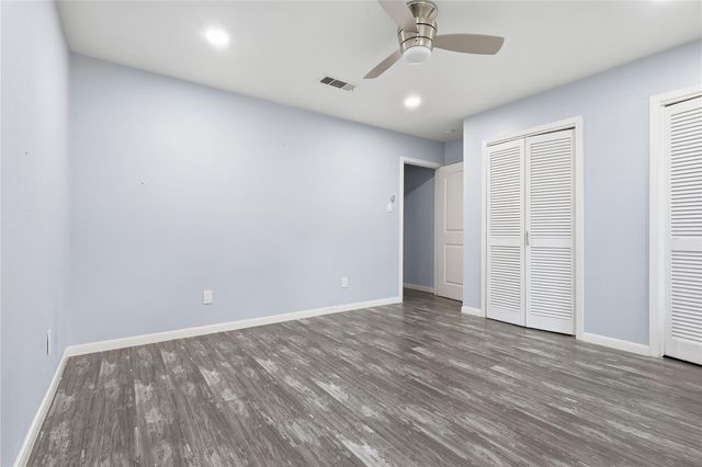 5347 Rutherglenn Drive, Houston, TX 77096