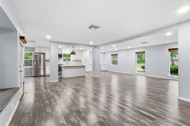 5347 Rutherglenn Drive, Houston, TX 77096