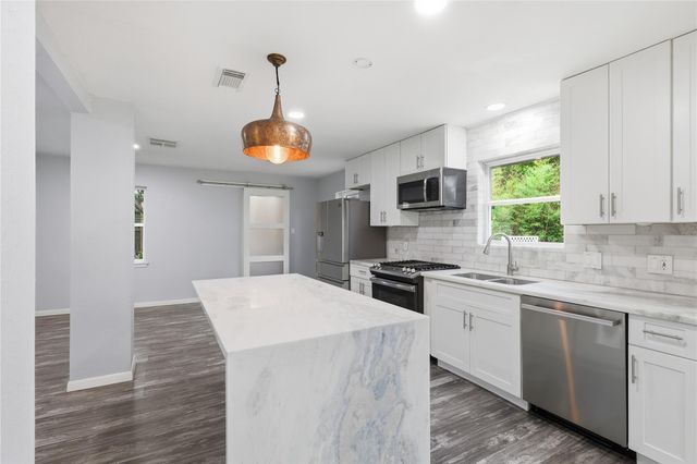 5347 Rutherglenn Drive, Houston, TX 77096