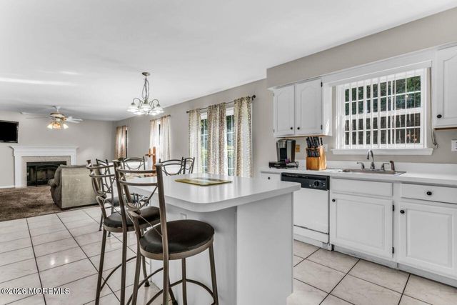 383 Meadowood Road, Jackson, NJ 08527