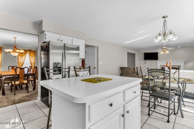 383 Meadowood Road, Jackson, NJ 08527
