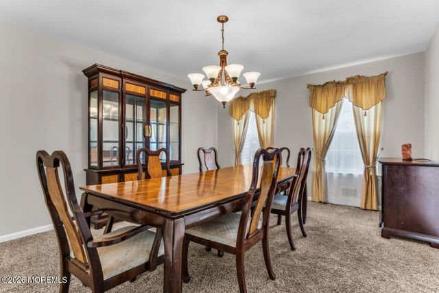 383 Meadowood Road, Jackson, NJ 08527