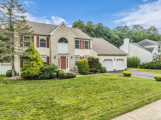 383 Meadowood Road, Jackson, NJ 08527