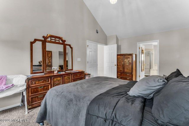 383 Meadowood Road, Jackson, NJ 08527