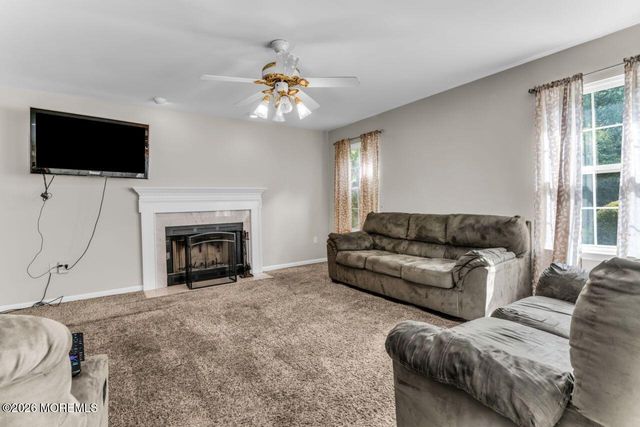 383 Meadowood Road, Jackson, NJ 08527