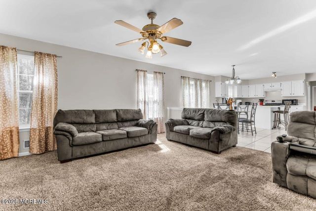 383 Meadowood Road, Jackson, NJ 08527