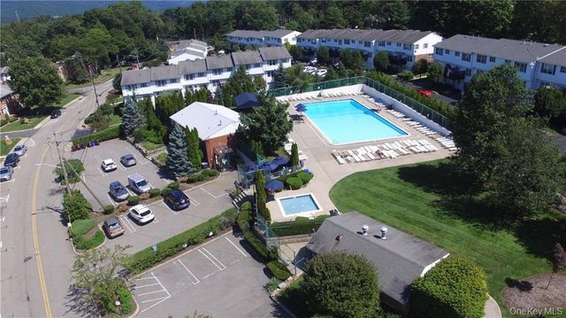 17 Revere Court 2413, Suffern, NY 10901
