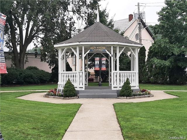 17 Revere Court 2413, Suffern, NY 10901