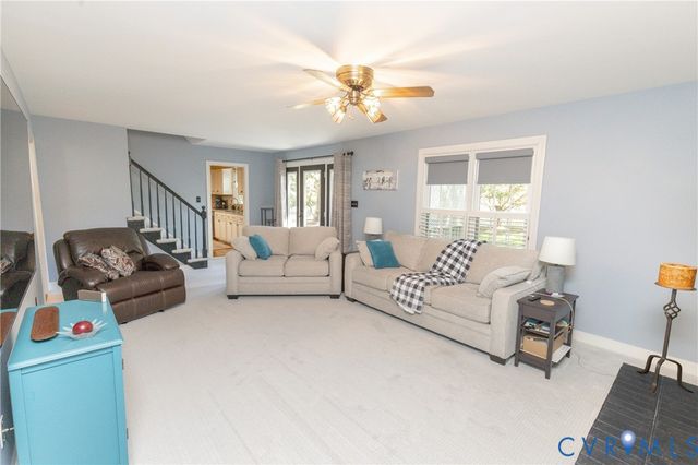 13005 Walton Bluff Ct, Midlothian, VA 23114