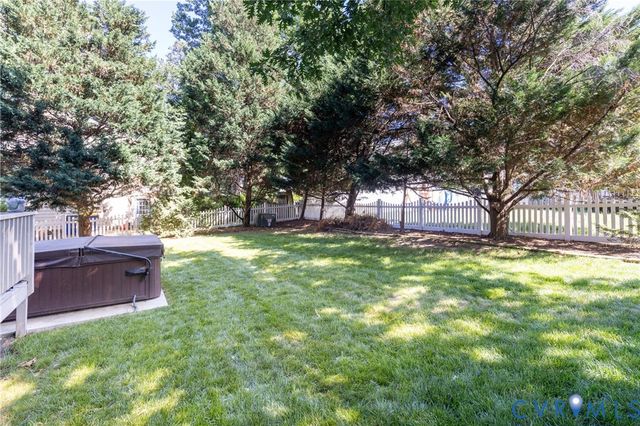 13005 Walton Bluff Ct, Midlothian, VA 23114