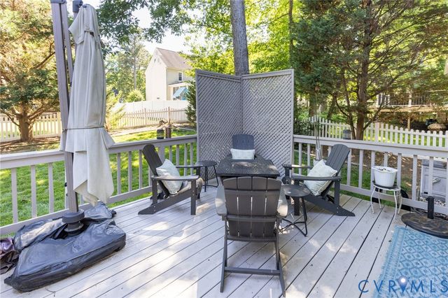 13005 Walton Bluff Ct, Midlothian, VA 23114